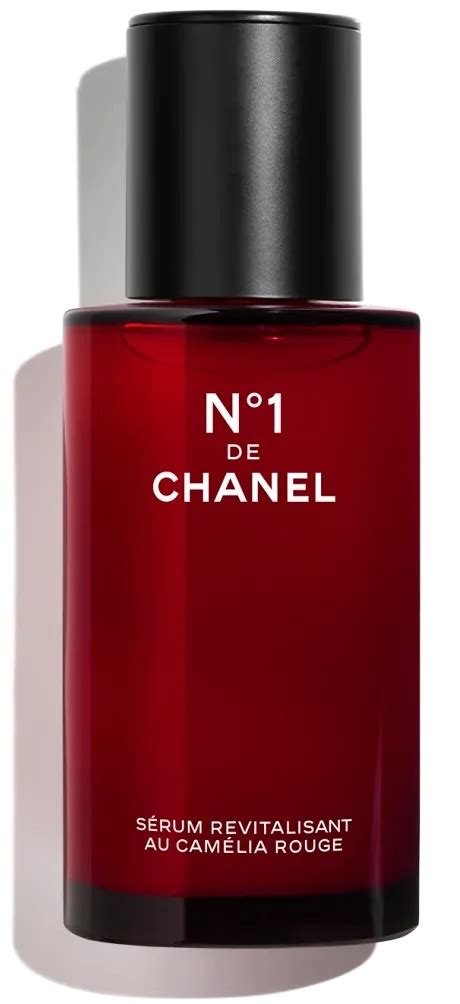 chanel sérum revitalisant au camélia rouge|Chanel red camellia revitalizing serum.